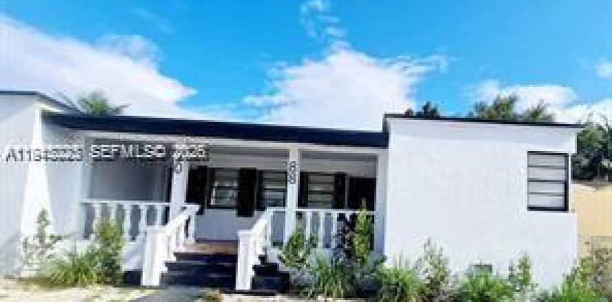 Apartment in Miami, Florida 2 bedrooms, 74.32 sq.m. № 2000297