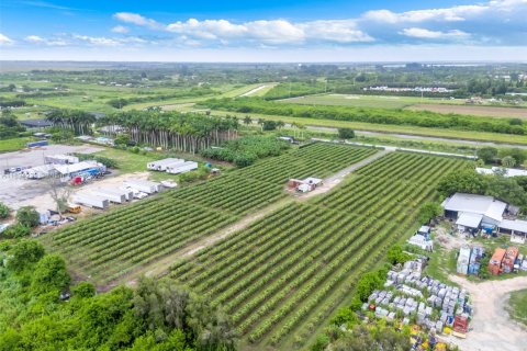 Propiedad comercial en venta en Miami, Florida № 1820320 - foto 15
