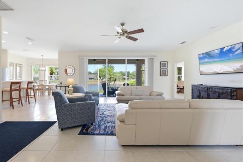 Villa ou maison à vendre à Englewood, Floride: 2 chambres, 157.84 m2 № 2230017 - photo 13