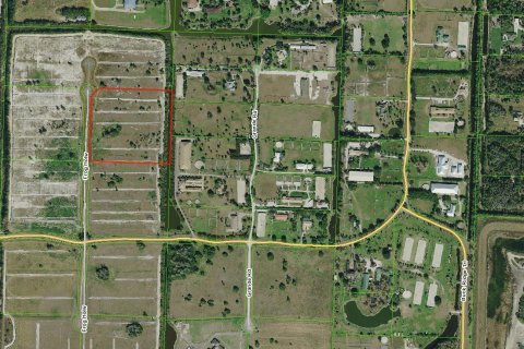 Land in Loxahatchee Groves, Florida № 40575 - photo 1