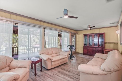 House in Bushnell, Florida 3 bedrooms, 171.68 sq.m. № 1908749 - photo 6
