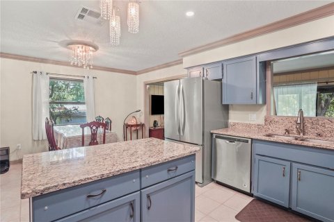 House in Bushnell, Florida 3 bedrooms, 171.68 sq.m. № 1908749 - photo 27