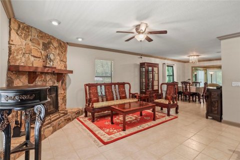 House in Bushnell, Florida 3 bedrooms, 171.68 sq.m. № 1908749 - photo 17