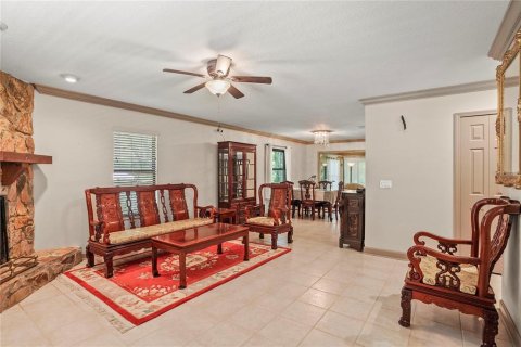 House in Bushnell, Florida 3 bedrooms, 171.68 sq.m. № 1908749 - photo 18