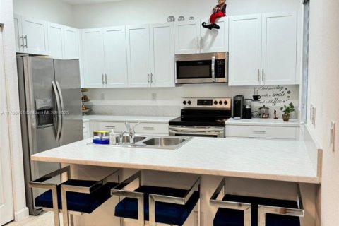 Townhouse in Miami, Florida 3 bedrooms, 133.87 sq.m. № 1867428 - photo 4