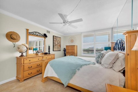 Condominio en venta en Saint Pete Beach, Florida, 2 dormitorios, 109.16 m2 № 1634086 - foto 23