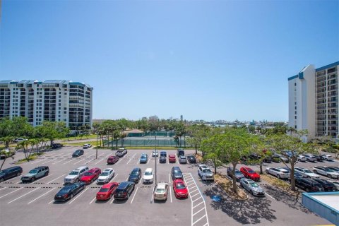 Condominio en venta en Saint Pete Beach, Florida, 2 dormitorios, 109.16 m2 № 1634086 - foto 6