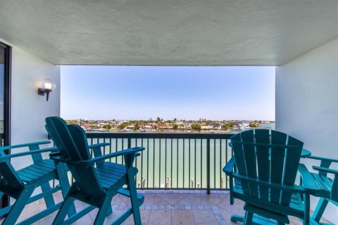 Condominio en venta en Saint Pete Beach, Florida, 2 dormitorios, 109.16 m2 № 1634086 - foto 30