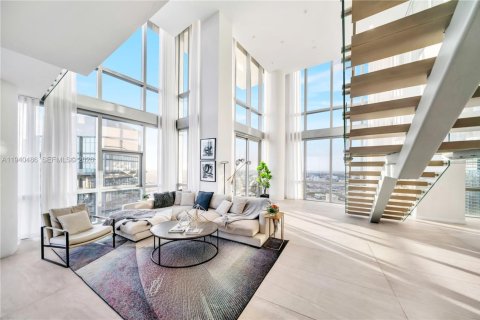 Купить кондоминиум в Майами, Флорида 4 спальни, 353.03м2, № 1998495 - фото 4