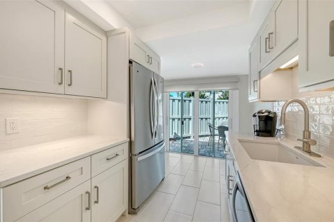 Casa en venta en Sarasota, Florida, 2 dormitorios, 135.82 m2 № 2232585 - foto 25