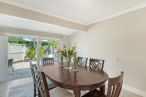 Casa en venta en Sarasota, Florida, 2 dormitorios, 135.82 m2 № 2232585 - foto 16