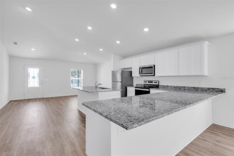 Villa ou maison à louer à Ocala, Floride: 3 chambres, 157.28 m2 № 2419927 - photo 2