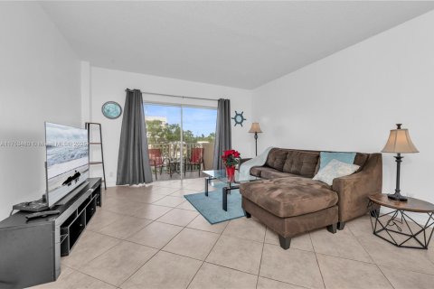 Condominio en venta en North Bay Village, Florida, 1 dormitorio, 76.83 m2 № 1839194 - foto 14