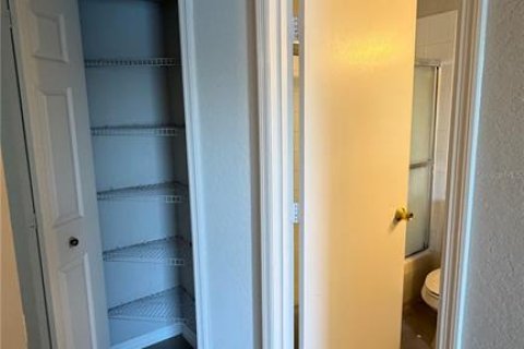 Condo in Lutz, Florida, 2 bedrooms  № 2217778 - photo 23