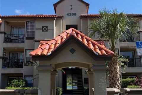 Condo in Lutz, Florida, 2 bedrooms № 2217778