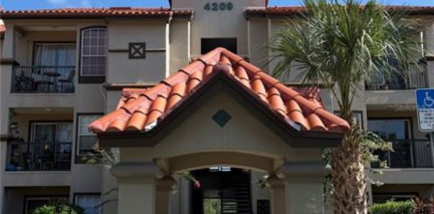 Condo in Lutz, Florida, 2 bedrooms  № 2217778