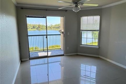 Condo in Lutz, Florida, 2 bedrooms  № 2217778 - photo 8