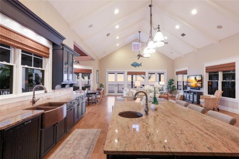 Villa ou maison à vendre à Holmes Beach, Floride: 5 chambres, 464.05 m2 № 2134260 - photo 21