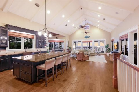 Villa ou maison à vendre à Holmes Beach, Floride: 5 chambres, 464.05 m2 № 2134260 - photo 24