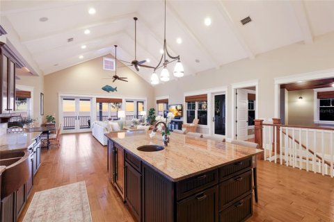 Villa ou maison à vendre à Holmes Beach, Floride: 5 chambres, 464.05 m2 № 2134260 - photo 20