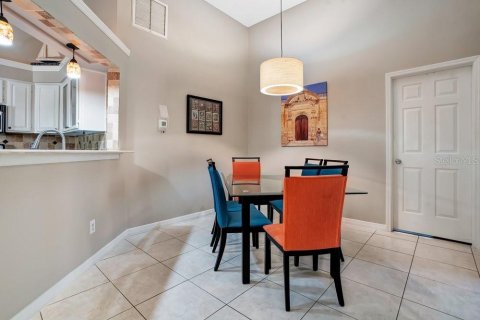 Copropriété à vendre à Orlando, Floride: 2 chambres, 120.77 m2 № 2402950 - photo 13