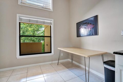 Copropriété à vendre à Orlando, Floride: 2 chambres, 120.77 m2 № 2402950 - photo 16