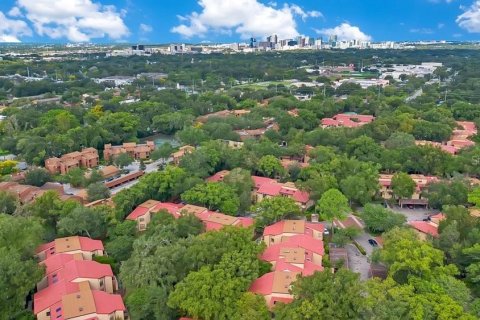 Copropriété à vendre à Orlando, Floride: 2 chambres, 120.77 m2 № 2402950 - photo 29