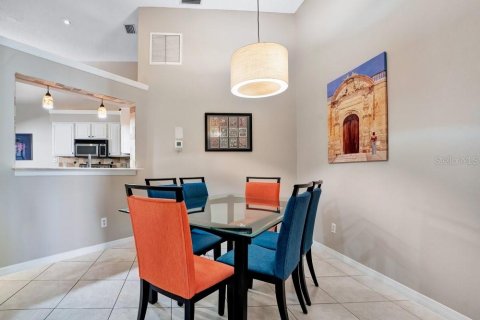 Copropriété à vendre à Orlando, Floride: 2 chambres, 120.77 m2 № 2402950 - photo 14