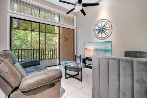 Copropriété à vendre à Orlando, Floride: 2 chambres, 120.77 m2 № 2402950 - photo 2
