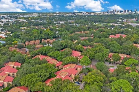 Copropriété à vendre à Orlando, Floride: 2 chambres, 120.77 m2 № 2402950 - photo 28