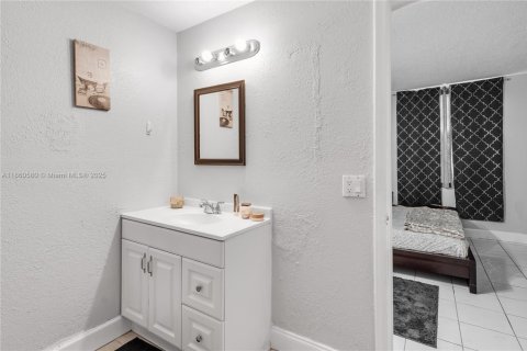 Купить кондоминиум в Хайалиа Гарденс, Флорида 2 спальни, 89.19м2, № 1960949 - фото 25