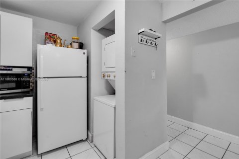 Купить кондоминиум в Хайалиа Гарденс, Флорида 2 спальни, 89.19м2, № 1960949 - фото 21