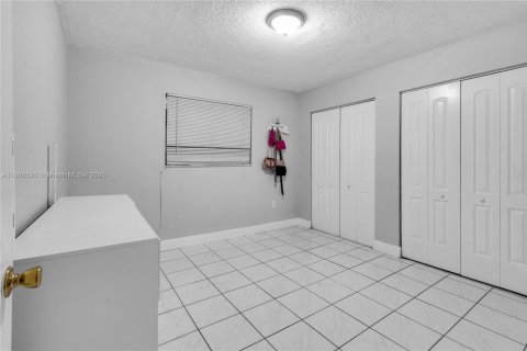 Купить кондоминиум в Хайалиа Гарденс, Флорида 2 спальни, 89.19м2, № 1960949 - фото 27