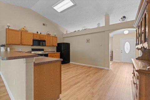 Casa en venta en Deltona, Florida, 3 dormitorios, 167.97 m2 № 1637906 - foto 10