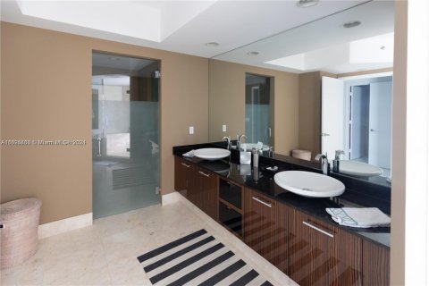 Купить кондоминиум в Холливуд, Флорида 3 спальни, 193.98м2, № 1984766 - фото 20