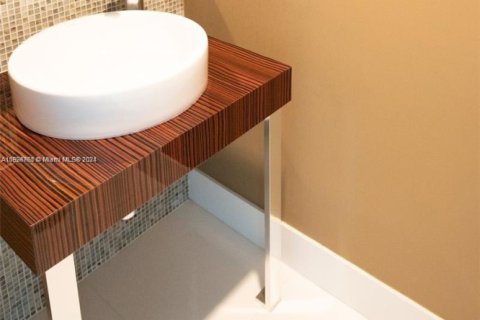 Купить кондоминиум в Холливуд, Флорида 3 спальни, 193.98м2, № 1984766 - фото 15