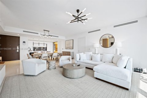 Condominio en venta en Miami, Florida, 3 dormitorios, 169.92 m2 № 2000664 - foto 2