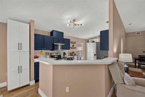 House in Wesley Chapel, Florida 4 bedrooms, 174.1 sq.m. № 2231635 - photo 25