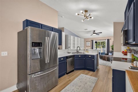 House in Wesley Chapel, Florida 4 bedrooms, 174.1 sq.m. № 2231635 - photo 19