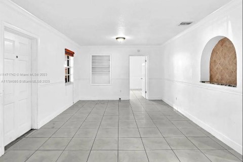 Casa en venta en North Miami, Florida, 3 dormitorios, 120.31 m2 № 1731510 - foto 25