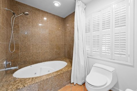 Villa ou maison à vendre à Boca Raton, Floride: 3 chambres, 203.73 m2 № 2397905 - photo 16
