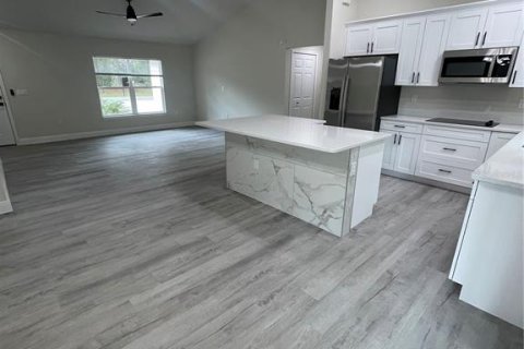 Casa en alquiler en Citrus Springs, Florida, 3 dormitorios, 124.77 m2 № 1917233 - foto 6
