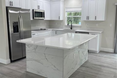 Casa en alquiler en Citrus Springs, Florida, 3 dormitorios, 124.77 m2 № 1917233 - foto 4