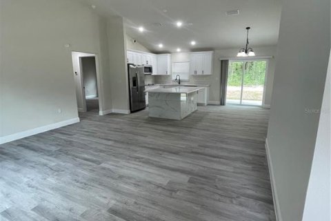 Casa en alquiler en Citrus Springs, Florida, 3 dormitorios, 124.77 m2 № 1917233 - foto 2