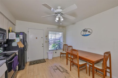 Touwnhouse à vendre à Tampa, Floride: 2 chambres, 96.99 m2 № 1907065 - photo 12