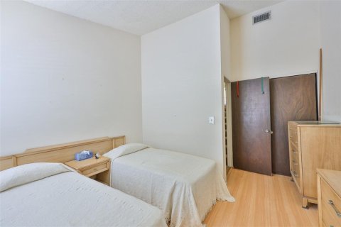 Touwnhouse à vendre à Tampa, Floride: 2 chambres, 96.99 m2 № 1907065 - photo 18