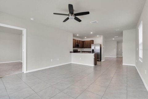 House in Wimauma, Florida 3 bedrooms, 140.84 sq.m. № 2221266 - photo 12