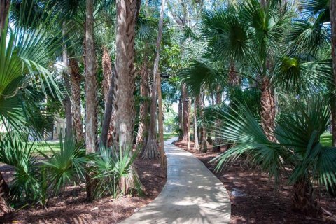 Condo in Wellington, Florida, 3 bedrooms  № 892297 - photo 1