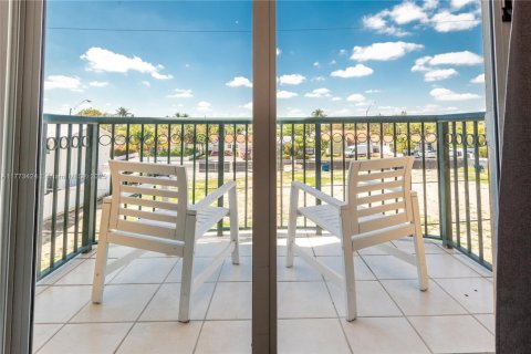 Copropriété à louer à Surfside, Floride: 1 chambre, 77.11 m2 № 1605827 - photo 17