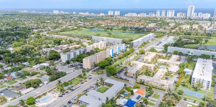 Appartement à Hallandale Beach, Floride 2 chambres, 101.45 m2 № 2390085